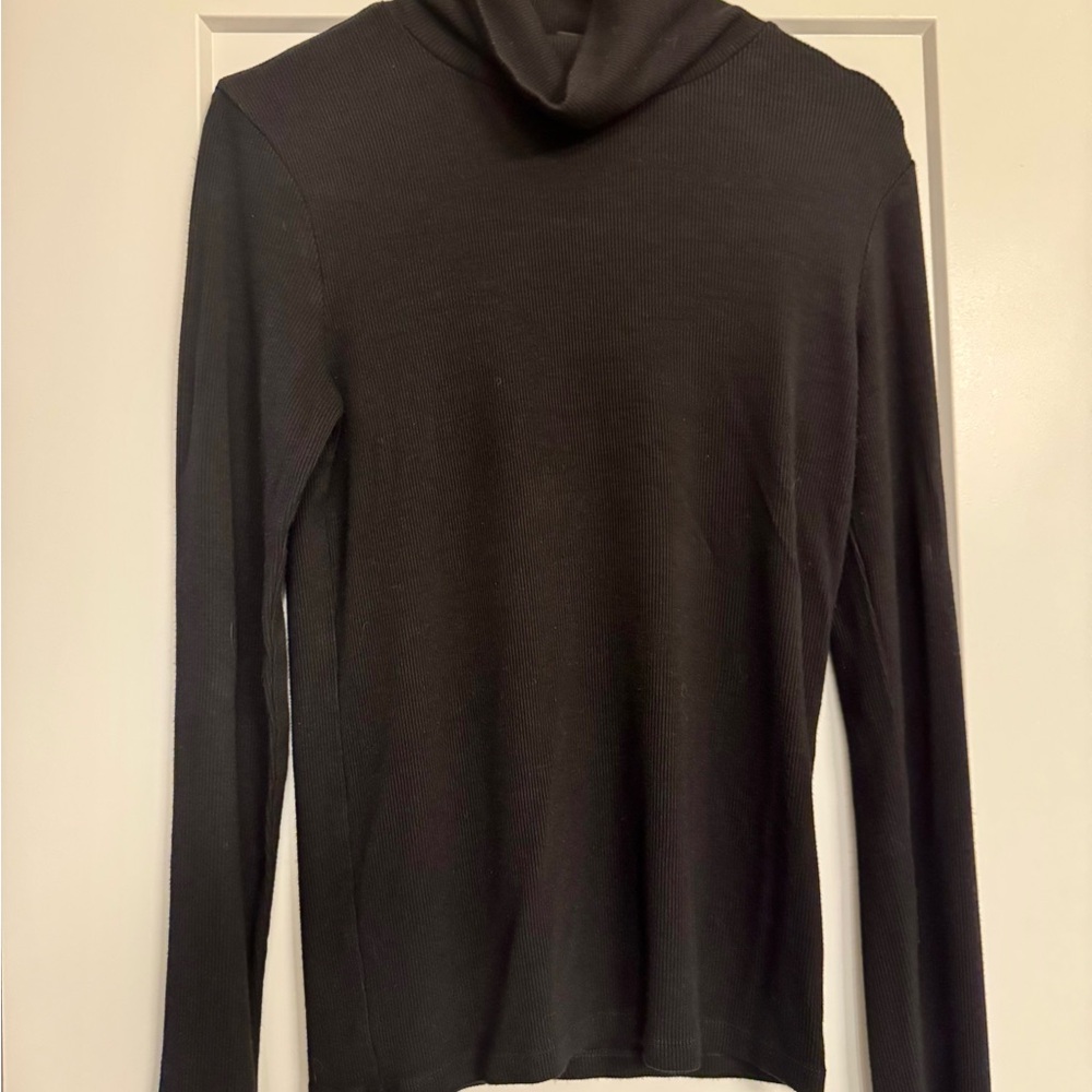 Sanctuary Women's Black Ribbed Turtleneck Top